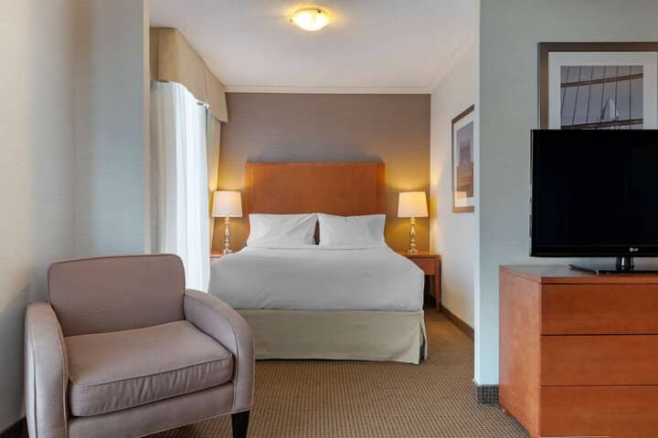 Room 14 of 64