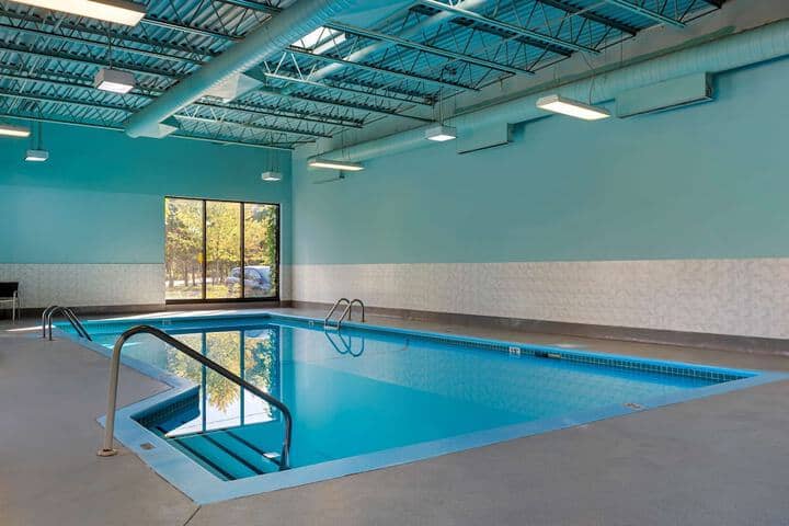 Pool 51 of 64