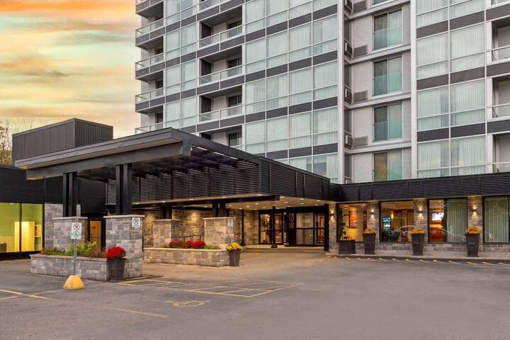 Hotel 62 of 64