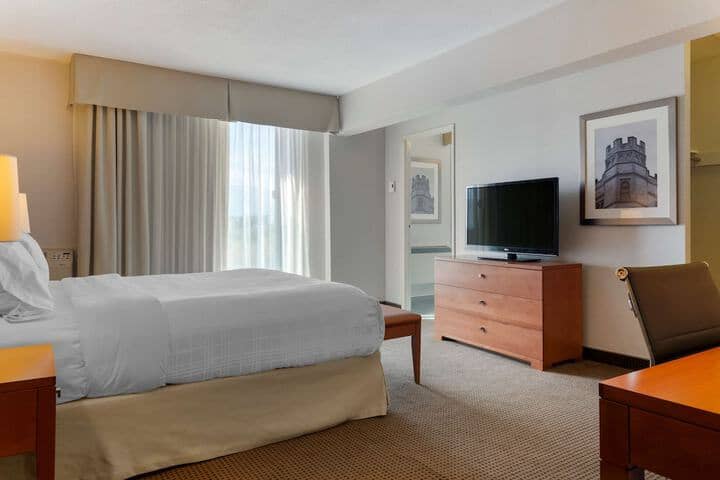 Room 18 of 64